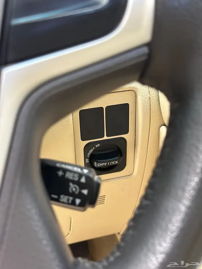 لاندكروزر 2016 10