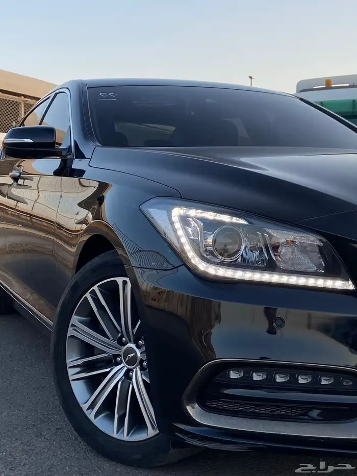 جنسس 2020 ( بنزين ) 3.3 1