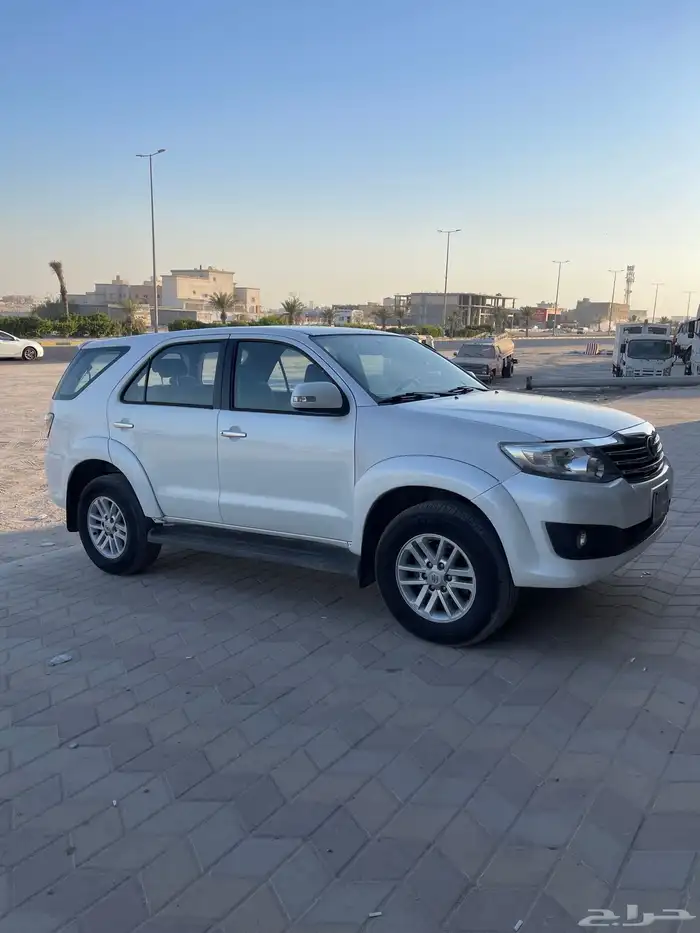 للبيع فورتشنر 2015 دبل 4 سلندار 3