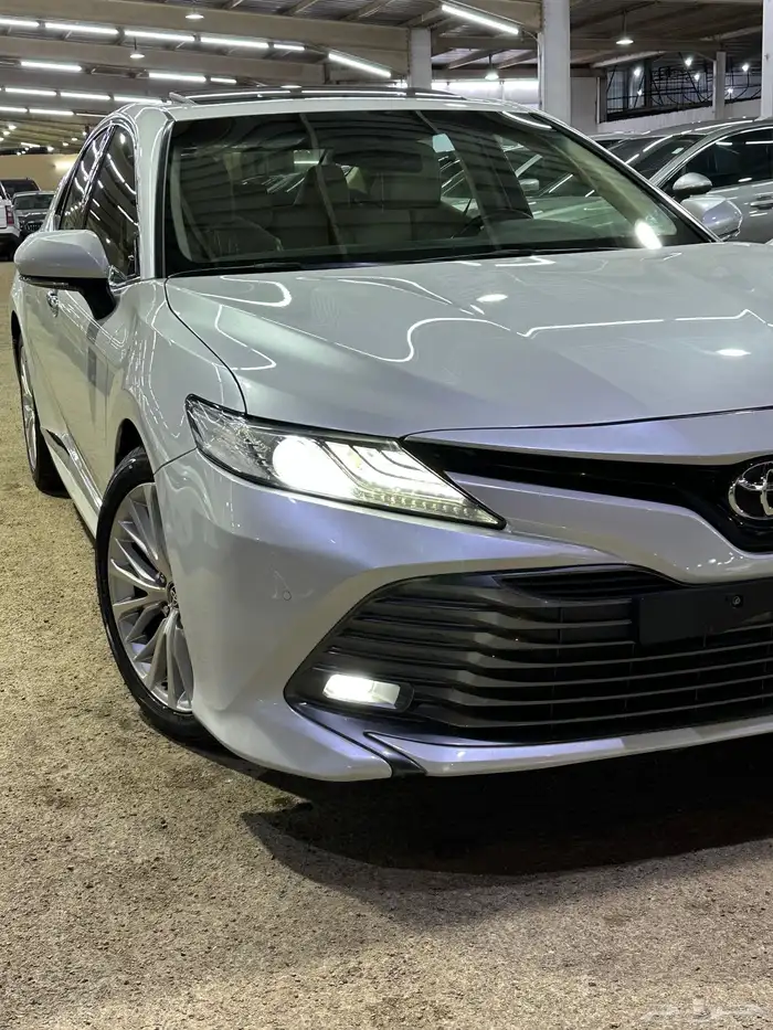 تويوتا كامري 2020 قراندي فل وكالة بدي ومحركات مشروط 7