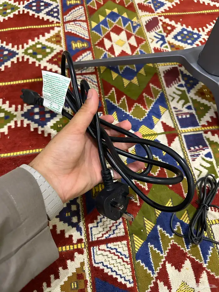 شاشة قيمنق 2k على 165hz 4