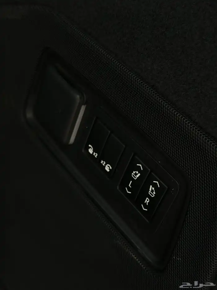 اسكاليد 2021 (بلاتينيوم سبورت) 32