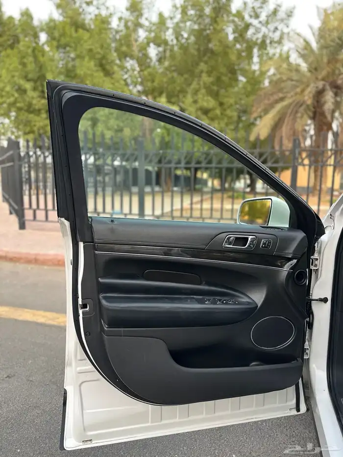 لينكون MKT موديل 2013 فل كامل 33