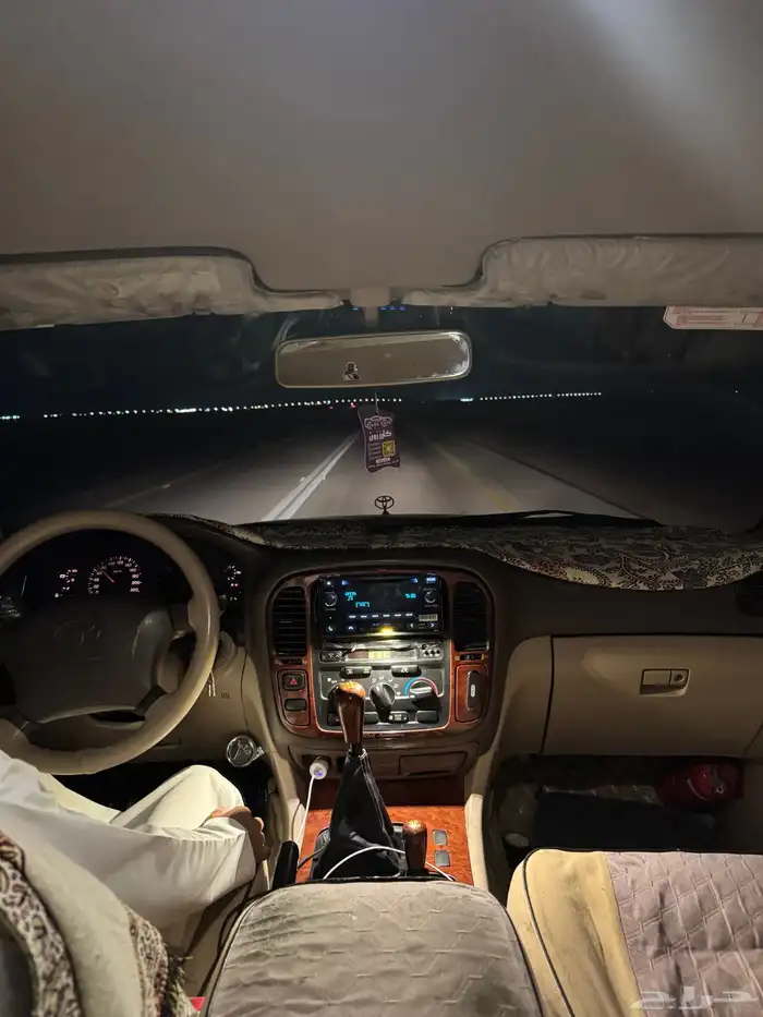 لاندكروزر GXR ديزل 10