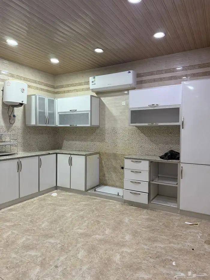 للإيجار شقتين بالدمام حي الأمانة 7