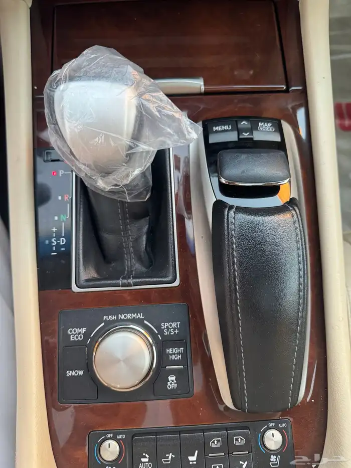 لكزس LS460L 2013 بحالة ممتازة VIP 21