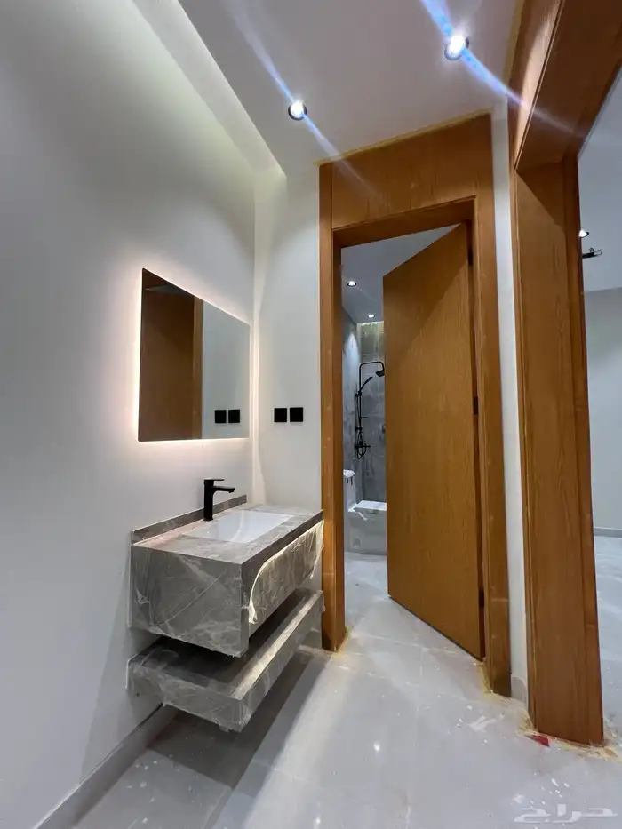 للبيع فيلا نظام شقق حي الحمدانية مخطط الصالحية 6