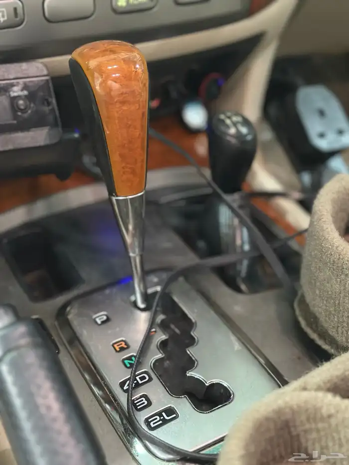 تويوتا في اكس ار 2004 14