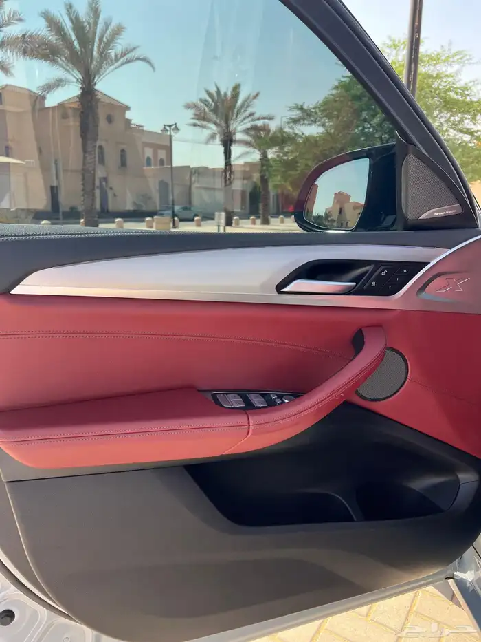 X4 40i m 2023 بي ام دبليو 15