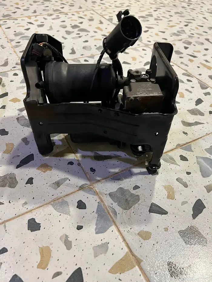 ماطور هواء مساعد هيدروليك دينالي 2005 1