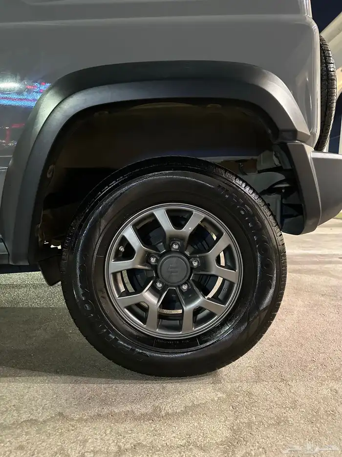 سوزوكي جمني 2023 9