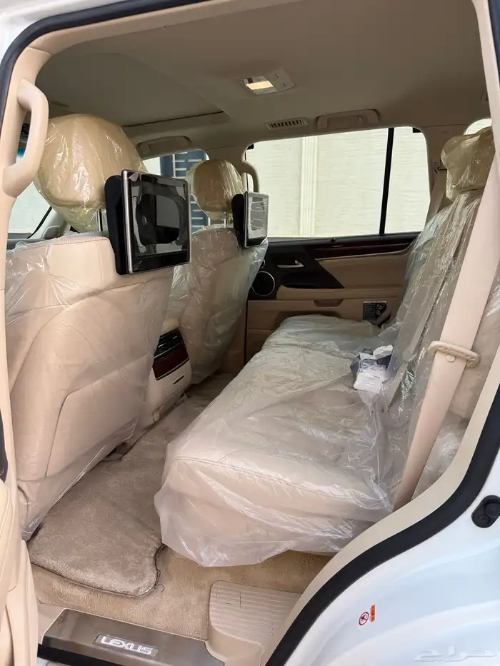 تم البيع تم البيع لكزس LX 2016 عداد 128 شرط 29