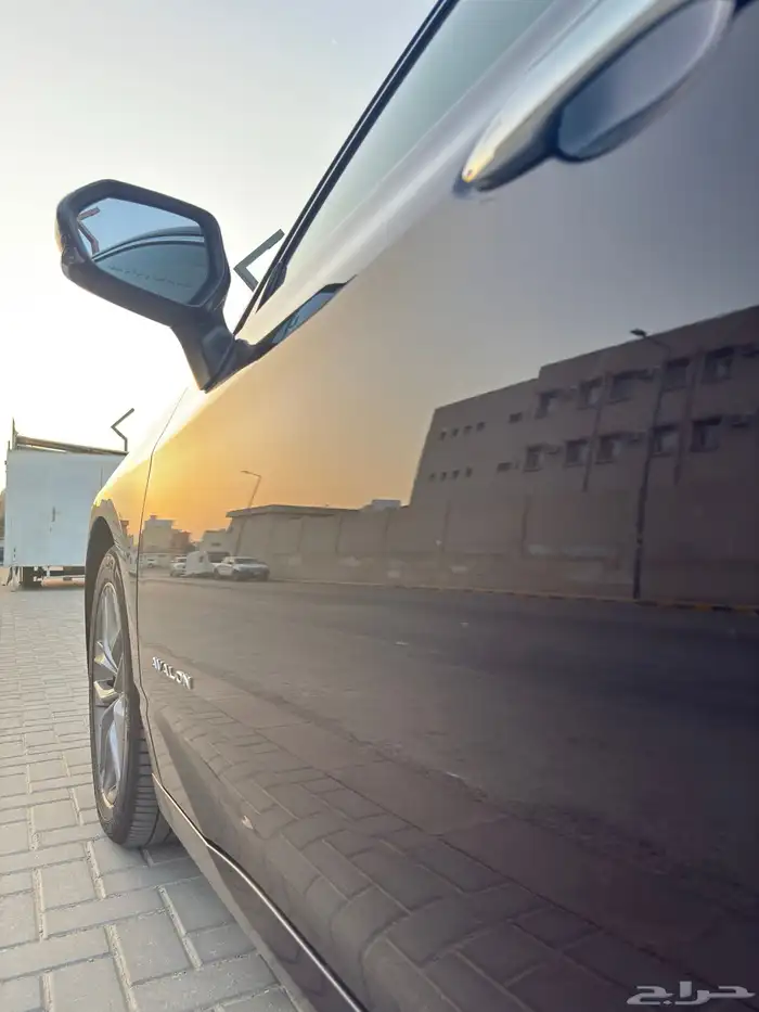 افالون 2022 XLE بأسمي وكاله 15