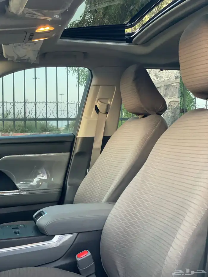 للبيع هايلاندر 2024 ماشي 30 الف 14