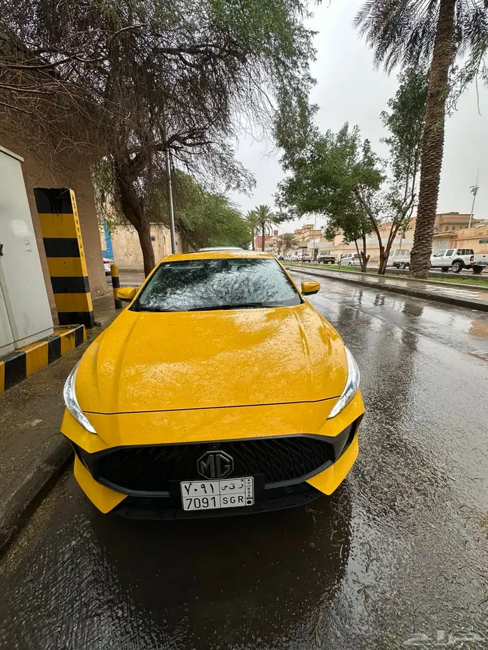 ام جي (جي تي ) 2022 فل كامل تيربو للتنازل لون اصفر 0