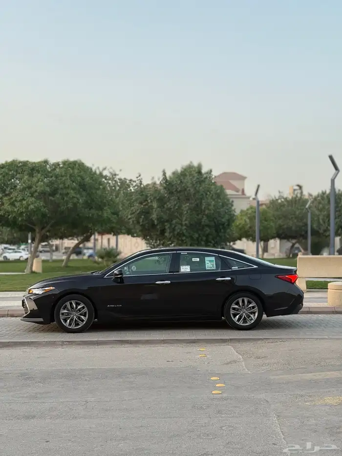 افالون 2022 XLE بأسمي وكاله 1