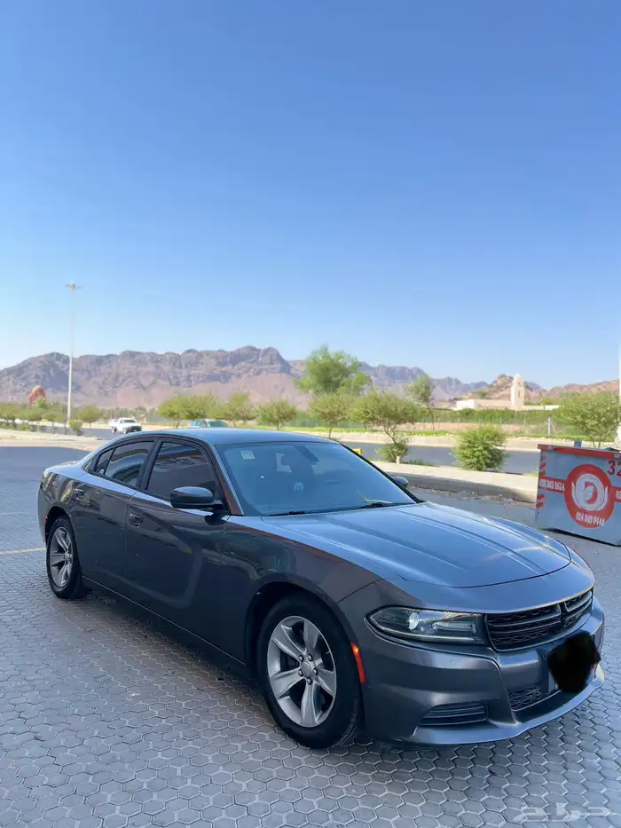 دوج تشارجر2017 5