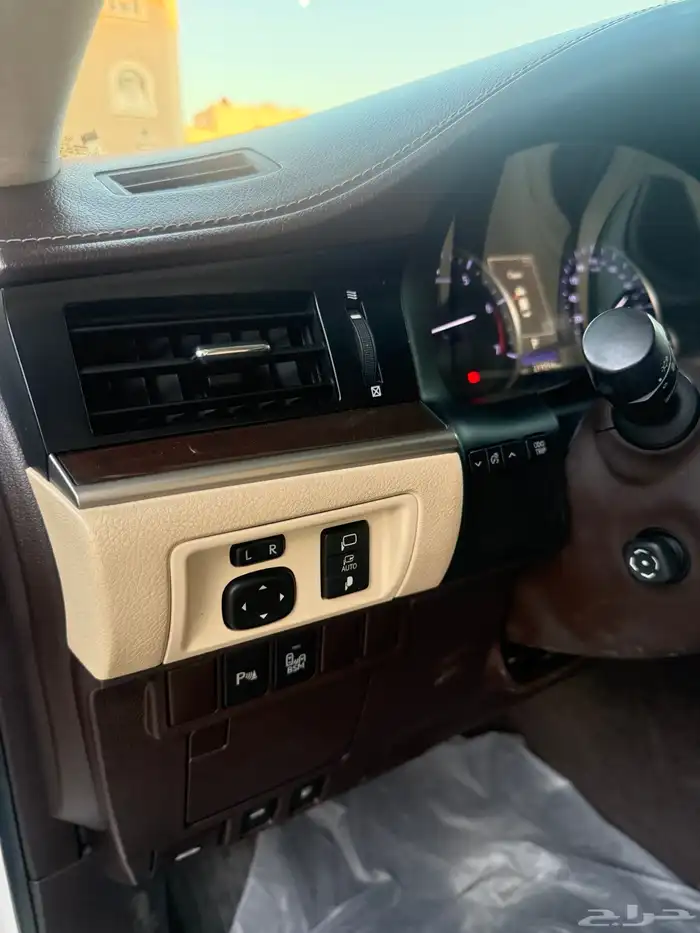 لكزس موديل 2017 43