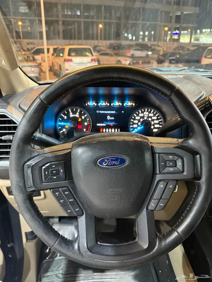 فورد F.150. دبل 2016 مجهز كامل 8