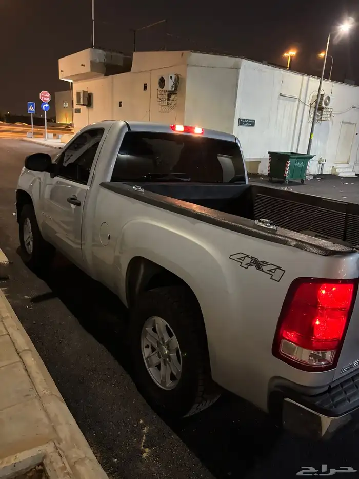 جي ام سي سييرا بكب 10 2