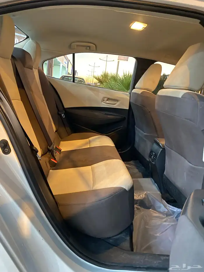 تويوتا كورولا 2.0 XLi 23