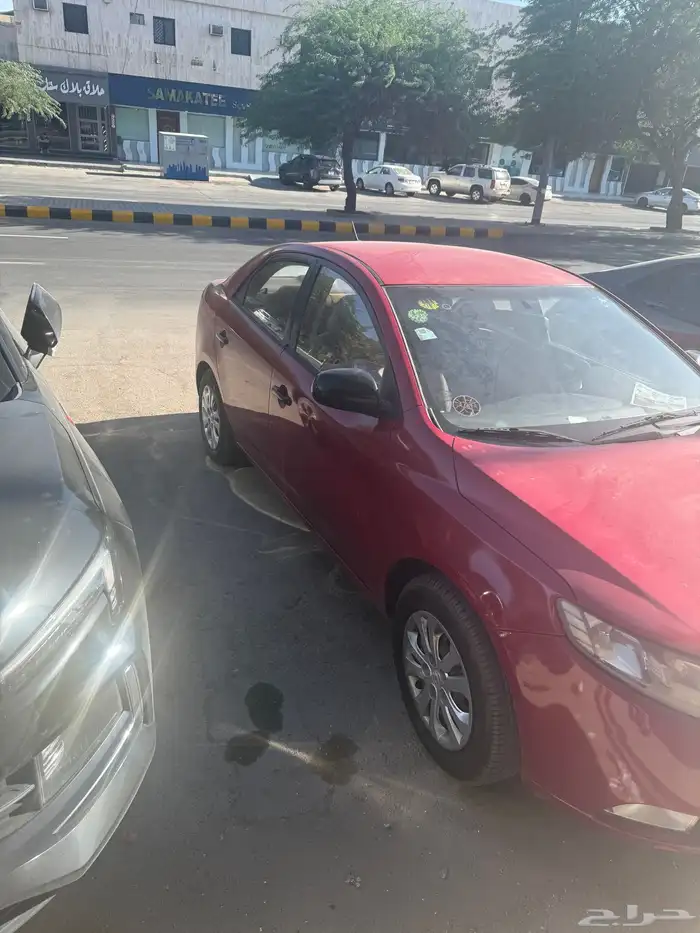 سياره كيا سيراتو للبيع 3