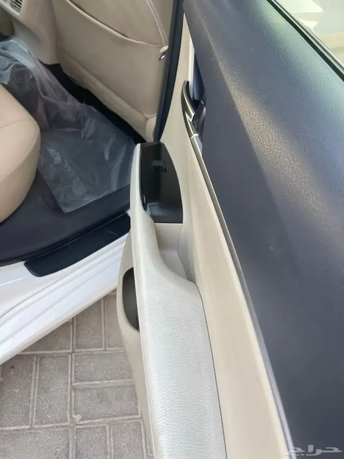 للبيع كامري موديل 2022 ممشي 145 سعودية 8نمر 10