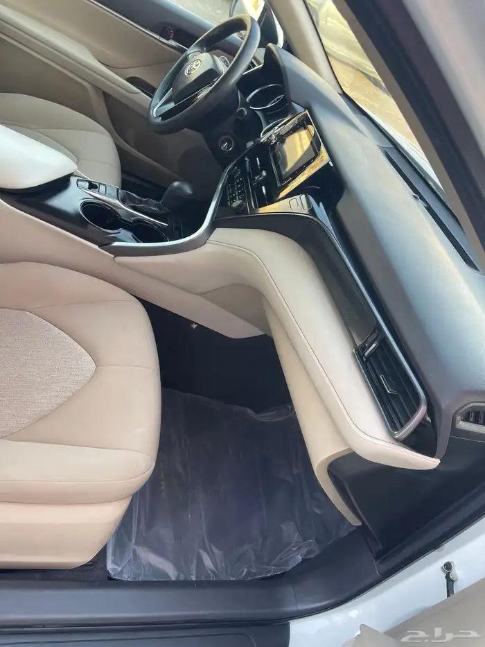 للبيع كامري موديل 2022 ممشي 145 سعودية 8نمر 12