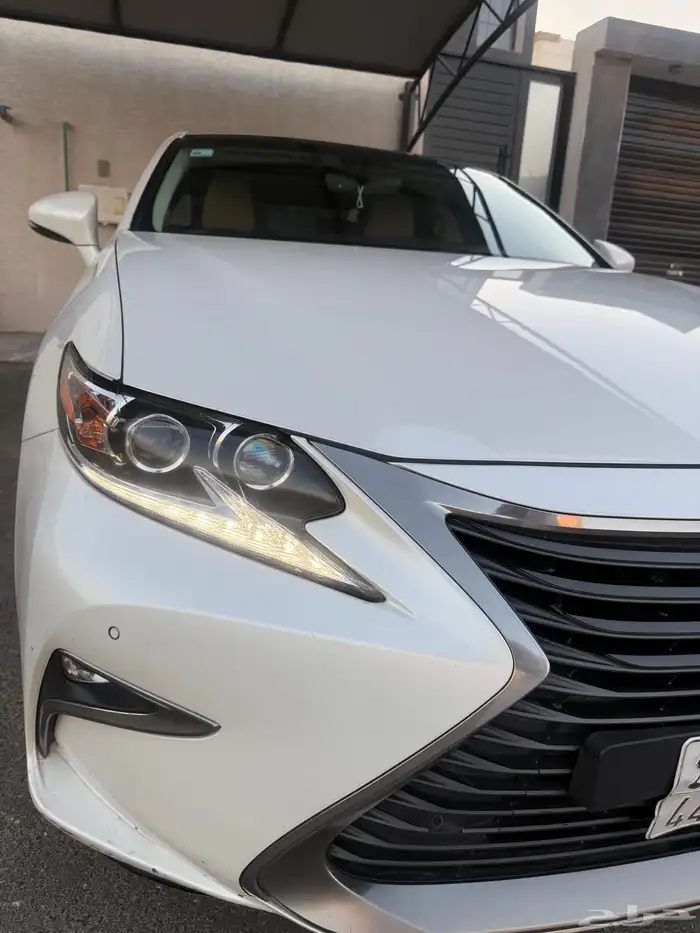 لكزس موديل 2017 41