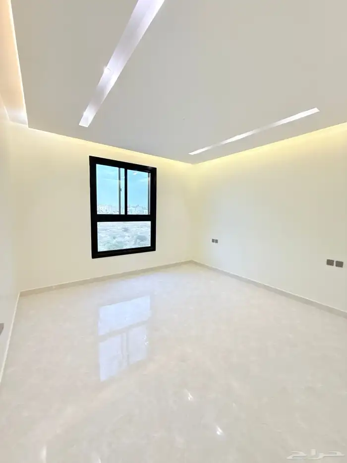 للبيع روف علوي بملحق تشطيبVipبسعر620الف مخطط الثمانين 20