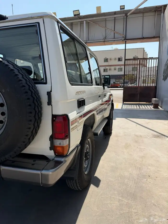 جيب ربع موديل 2011 7