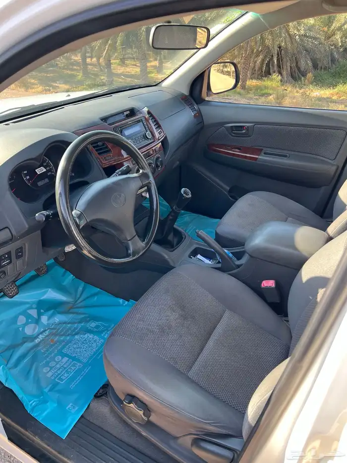 هايلوكس 2013 نادره داخلي ازرق 4