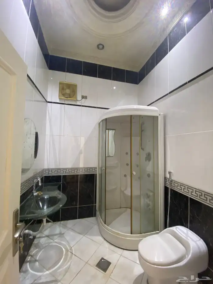 شقة للإيجار 3 غرف 6