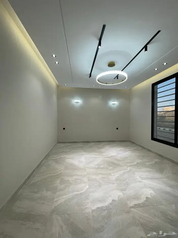 للبيع شقه ارضيه 6 غرف ابها حى النرجس 530 الف 4