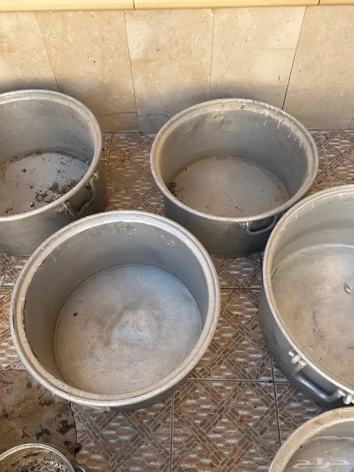 قدور وتنور للبيع رقم التواصل 2