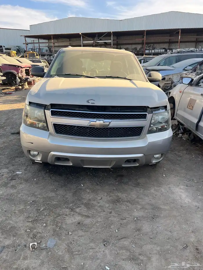 يتوفر قطع غيار يوكن تاهو 2008 0