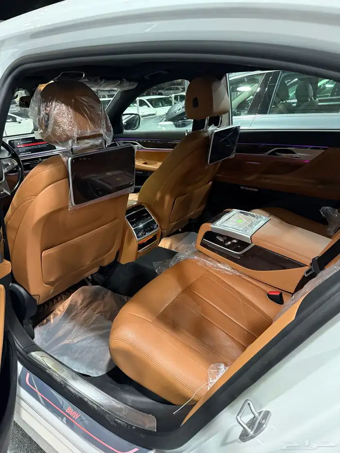 بي ام دبليو 2018 فل كامل li730 لدى معرض(الرشيدي) 6