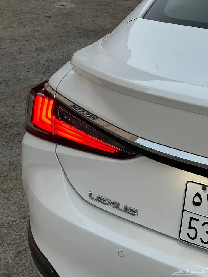 لكزس 300h ستاندر مطور 2021 10