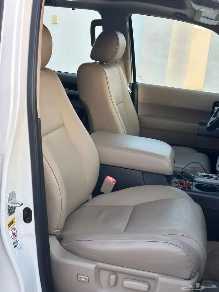 سكويا 2011 لميتد فل كامل دبل بحاله الوكاله 21