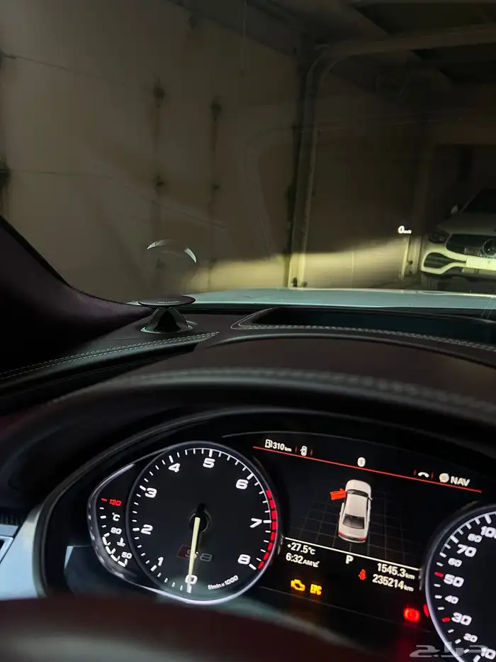 Audi 2015 S8 اودي 10