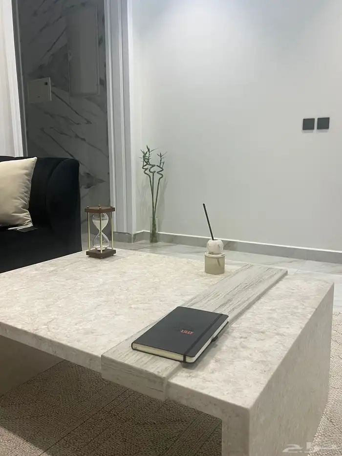 طاولة رخام طبيعي للبيع ايطالي 2