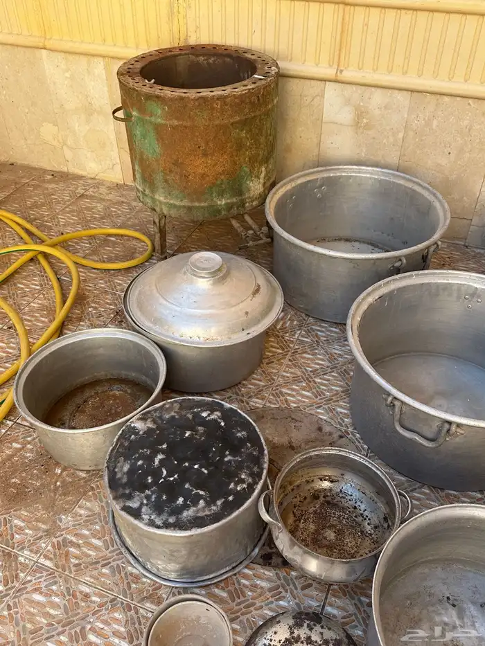 قدور وتنور للبيع رقم التواصل 6