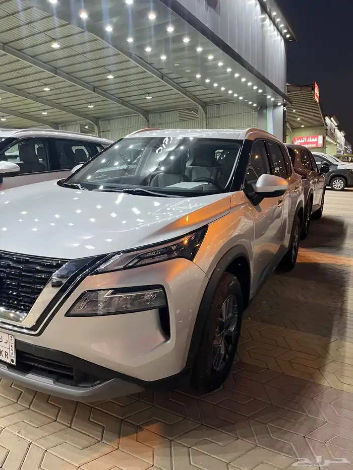 نيسان اكس تريل 2024دفع رباعي ممشى قليل 1