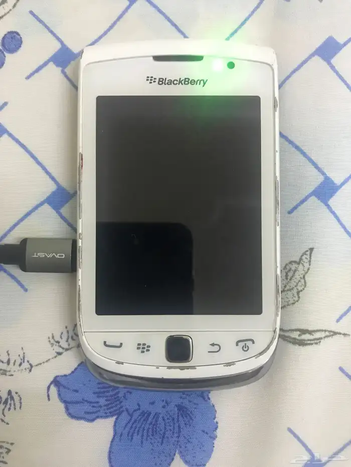 بلاك بيري تورش 9180 نظيف وشغال للبيع 3