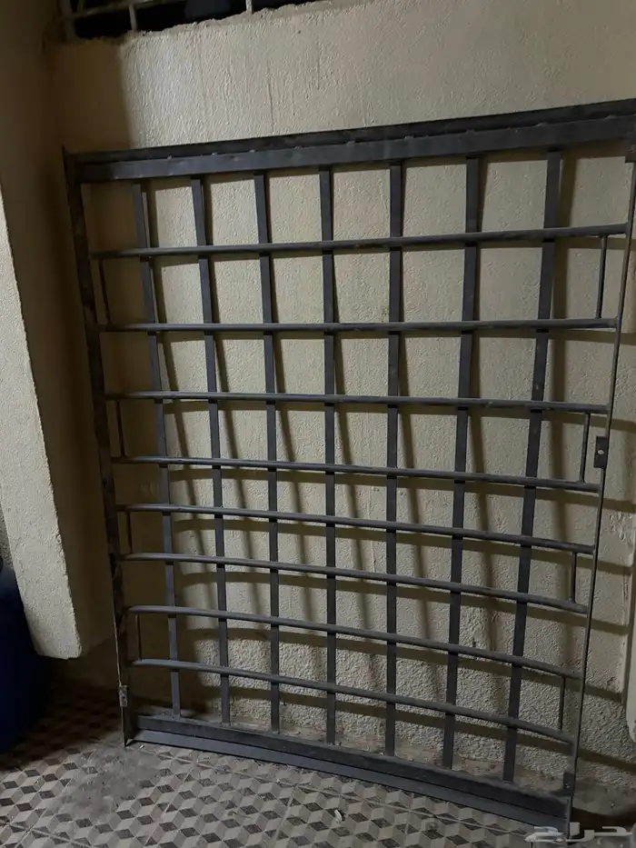 سلة جيب لاندكروزر 1