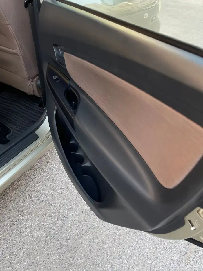 تويوتا افانزا 2017 شبه وكالة 14