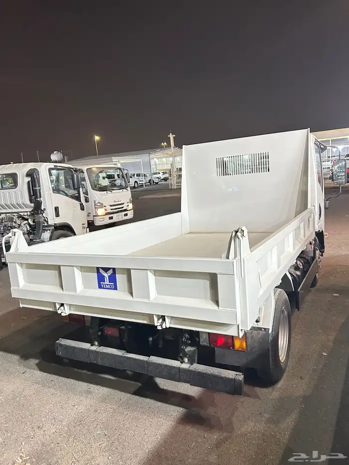 أيسوزو قلاب 3 طن 25 4