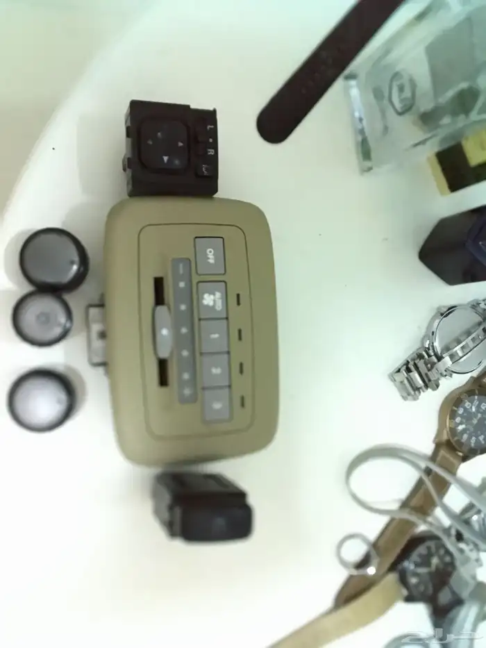 قطع داخلية لسيارة مستوبيشي جرانذيز 0