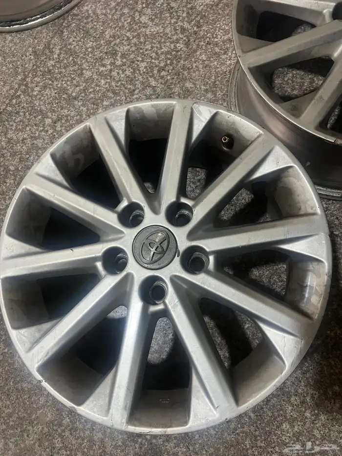 جنوط كامري من 2012 - 2017 1