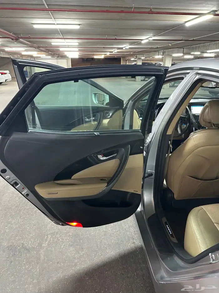 ازيرا 2013 فل اوبشن 5